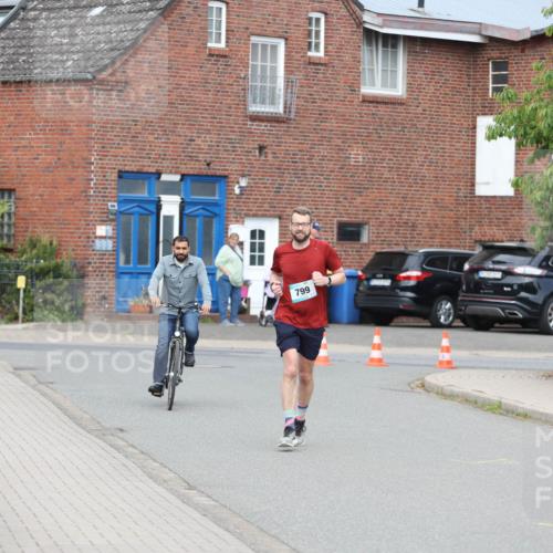 10.05.2026 - 8. Wedeler Halbmarathon Andreas Tolksdorf http://msf.ph/oto/9695586 10.05.2026 10:27:26 Laufen 799 meine-sportfotos.de