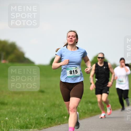 10.05.2026 - 8. Wedeler Halbmarathon Dr. Thomas Lammeyer http://msf.ph/oto/9695611 10.05.2026 11:21:44 Laufen 815 meine-sportfotos.de