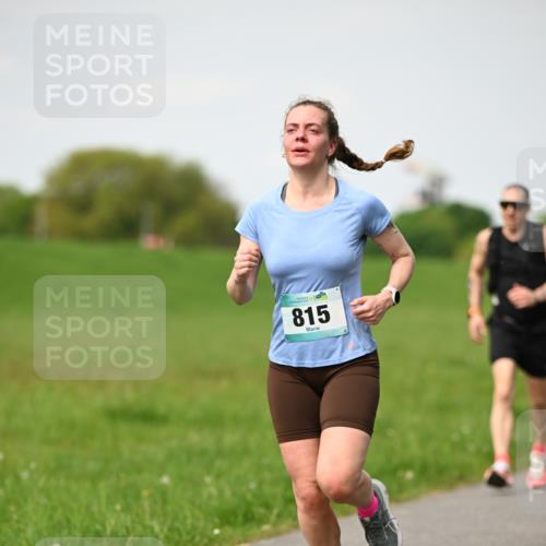 10.05.2026 - 8. Wedeler Halbmarathon Dr. Thomas Lammeyer http://msf.ph/oto/9695620 10.05.2026 11:21:44 Laufen 815 meine-sportfotos.de