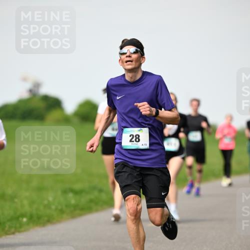 10.05.2026 - 8. Wedeler Halbmarathon Dr. Thomas Lammeyer http://msf.ph/oto/9695661 10.05.2026 11:21:48 Laufen 212 meine-sportfotos.de