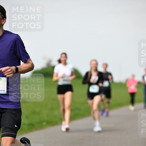 10.05.2026 - 8. Wedeler Halbmarathon Dr. Thomas Lammeyer http://msf.ph/oto/9695679 10.05.2026 11:21:49 Laufen  meine-sportfotos.de