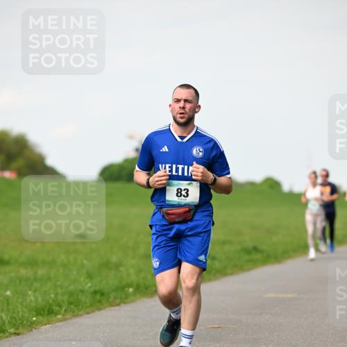 10.05.2026 - 8. Wedeler Halbmarathon Dr. Thomas Lammeyer http://msf.ph/oto/9695965 10.05.2026 11:22:40 Laufen  meine-sportfotos.de