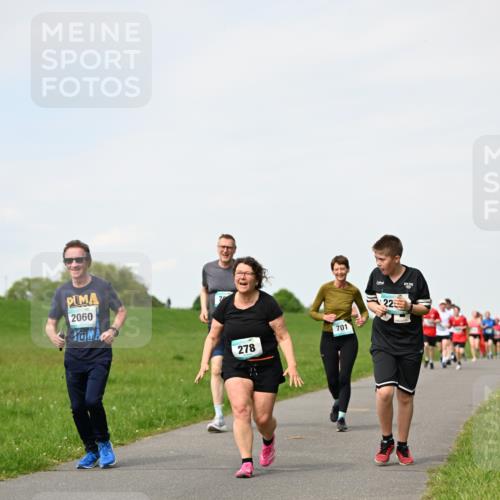 10.05.2026 - 8. Wedeler Halbmarathon Dr. Thomas Lammeyer http://msf.ph/oto/9696000 10.05.2026 11:22:51 Laufen 2060, 278, 701 meine-sportfotos.de