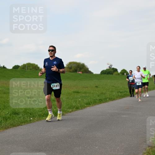 10.05.2026 - 8. Wedeler Halbmarathon Dr. Thomas Lammeyer http://msf.ph/oto/9696172 10.05.2026 11:23:39 Laufen 2127, 244 meine-sportfotos.de