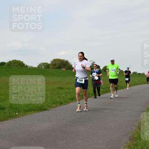 10.05.2026 - 8. Wedeler Halbmarathon Dr. Thomas Lammeyer http://msf.ph/oto/9696184 10.05.2026 11:23:42 Laufen 244, 200, 2006 meine-sportfotos.de
