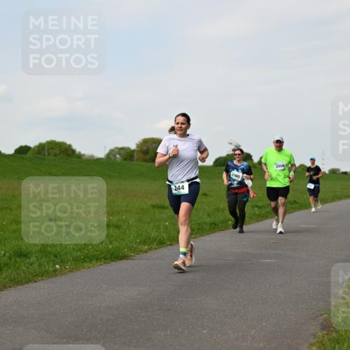 10.05.2026 - 8. Wedeler Halbmarathon Dr. Thomas Lammeyer http://msf.ph/oto/9696187 10.05.2026 11:23:43 Laufen 244, 2005, 2006 meine-sportfotos.de
