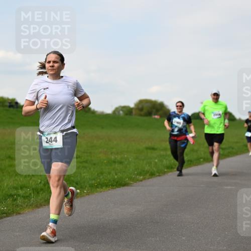 10.05.2026 - 8. Wedeler Halbmarathon Dr. Thomas Lammeyer http://msf.ph/oto/9696198 10.05.2026 11:23:44 Laufen 244, 2005 meine-sportfotos.de