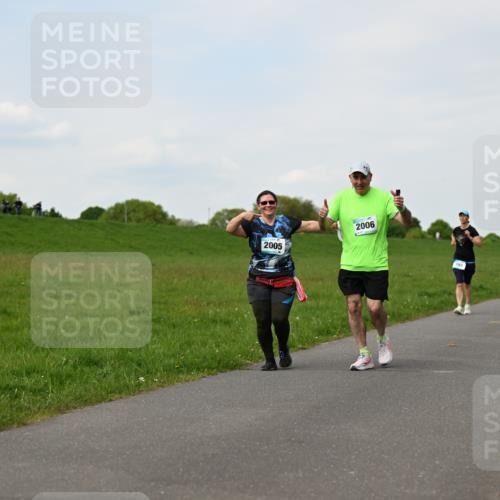 10.05.2026 - 8. Wedeler Halbmarathon Dr. Thomas Lammeyer http://msf.ph/oto/9696205 10.05.2026 11:23:45 Laufen 2005, 2006 meine-sportfotos.de