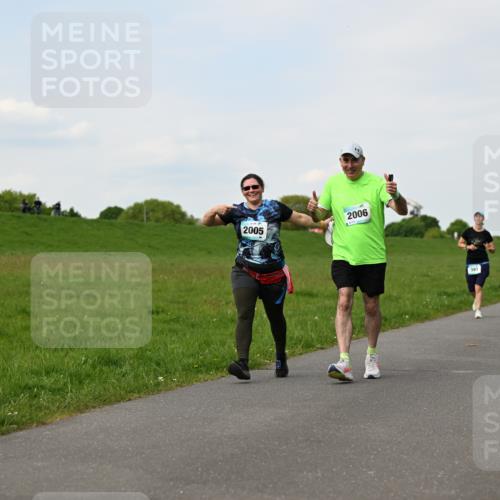 10.05.2026 - 8. Wedeler Halbmarathon Dr. Thomas Lammeyer http://msf.ph/oto/9696209 10.05.2026 11:23:46 Laufen 2006, 2005 meine-sportfotos.de