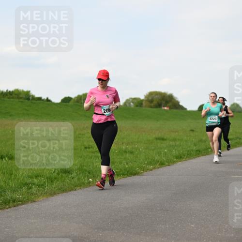 10.05.2026 - 8. Wedeler Halbmarathon Dr. Thomas Lammeyer http://msf.ph/oto/9696281 10.05.2026 11:24:04 Laufen 206, 2223 meine-sportfotos.de