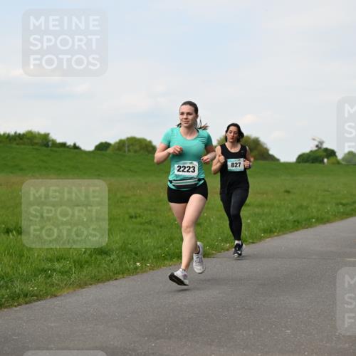 10.05.2026 - 8. Wedeler Halbmarathon Dr. Thomas Lammeyer http://msf.ph/oto/9696291 10.05.2026 11:24:06 Laufen 2223, 827 meine-sportfotos.de