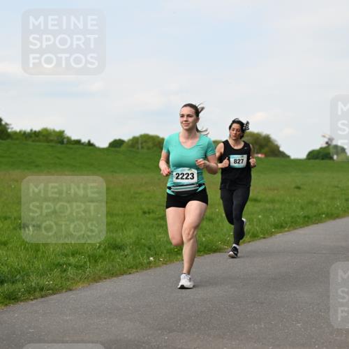 10.05.2026 - 8. Wedeler Halbmarathon Dr. Thomas Lammeyer http://msf.ph/oto/9696292 10.05.2026 11:24:06 Laufen 2223, 827 meine-sportfotos.de