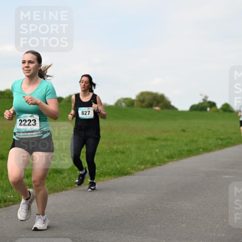 10.05.2026 - 8. Wedeler Halbmarathon Dr. Thomas Lammeyer http://msf.ph/oto/9696293 10.05.2026 11:24:07 Laufen 2223, 827 meine-sportfotos.de