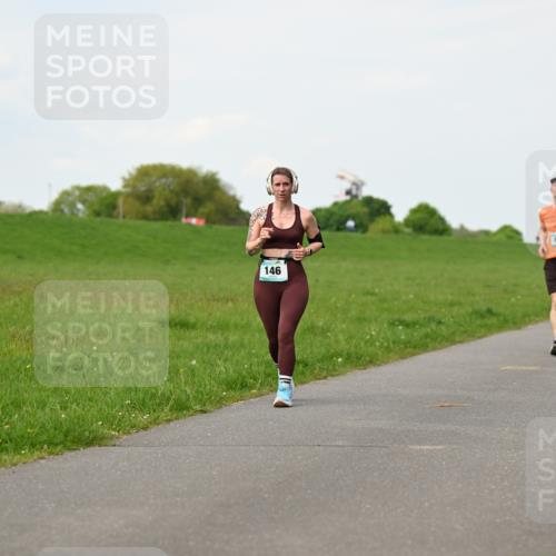 10.05.2026 - 8. Wedeler Halbmarathon Dr. Thomas Lammeyer http://msf.ph/oto/9696391 10.05.2026 11:24:37 Laufen 146, 876 meine-sportfotos.de