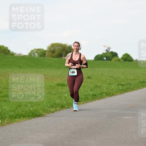 10.05.2026 - 8. Wedeler Halbmarathon Dr. Thomas Lammeyer http://msf.ph/oto/9696398 10.05.2026 11:24:38 Laufen 146, 876 meine-sportfotos.de