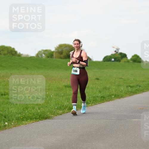 10.05.2026 - 8. Wedeler Halbmarathon Dr. Thomas Lammeyer http://msf.ph/oto/9696400 10.05.2026 11:24:38 Laufen 146, 876 meine-sportfotos.de