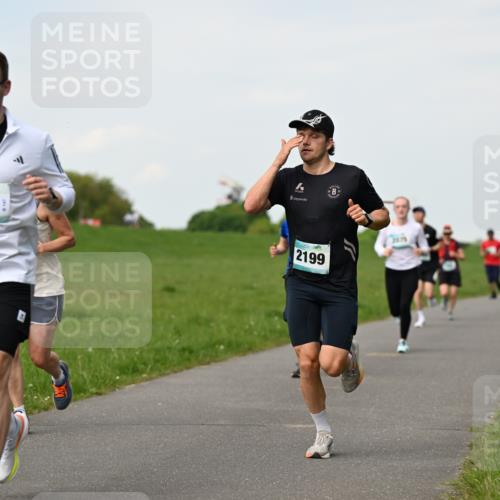 10.05.2026 - 8. Wedeler Halbmarathon Dr. Thomas Lammeyer http://msf.ph/oto/9696437 10.05.2026 11:24:46 Laufen 960, 2199 meine-sportfotos.de