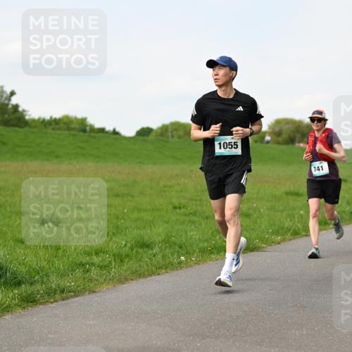 10.05.2026 - 8. Wedeler Halbmarathon Dr. Thomas Lammeyer http://msf.ph/oto/9696473 10.05.2026 11:24:53 Laufen 1055, 741 meine-sportfotos.de