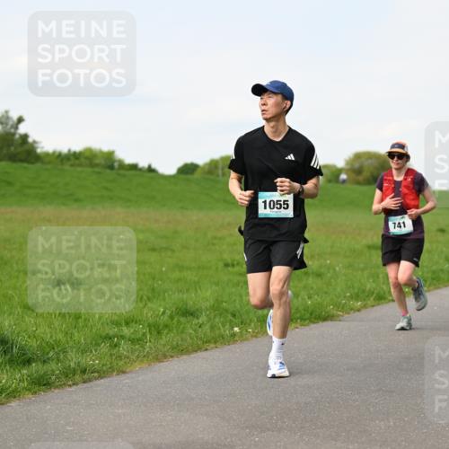 10.05.2026 - 8. Wedeler Halbmarathon Dr. Thomas Lammeyer http://msf.ph/oto/9696474 10.05.2026 11:24:53 Laufen 1055, 741 meine-sportfotos.de