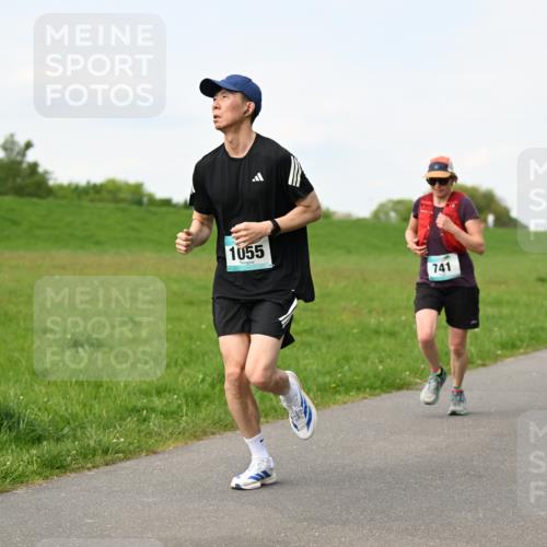 10.05.2026 - 8. Wedeler Halbmarathon Dr. Thomas Lammeyer http://msf.ph/oto/9696477 10.05.2026 11:24:54 Laufen 1055, 741 meine-sportfotos.de