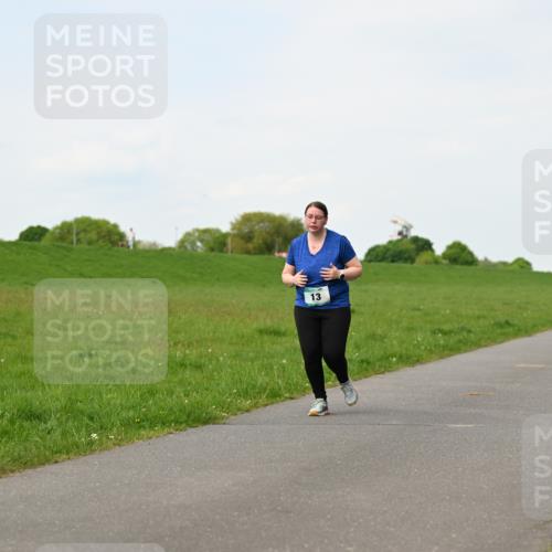 10.05.2026 - 8. Wedeler Halbmarathon Dr. Thomas Lammeyer http://msf.ph/oto/9696559 10.05.2026 11:25:27 Laufen  meine-sportfotos.de