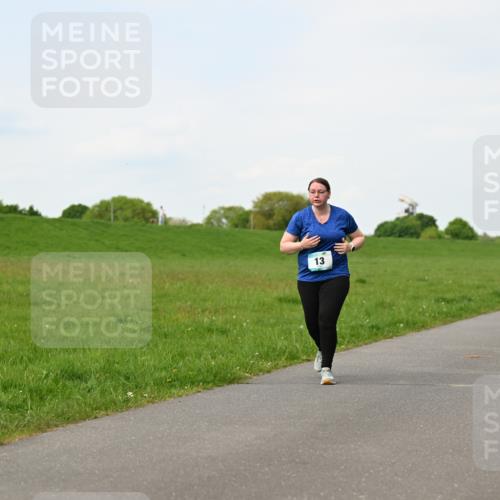 10.05.2026 - 8. Wedeler Halbmarathon Dr. Thomas Lammeyer http://msf.ph/oto/9696561 10.05.2026 11:25:27 Laufen  meine-sportfotos.de