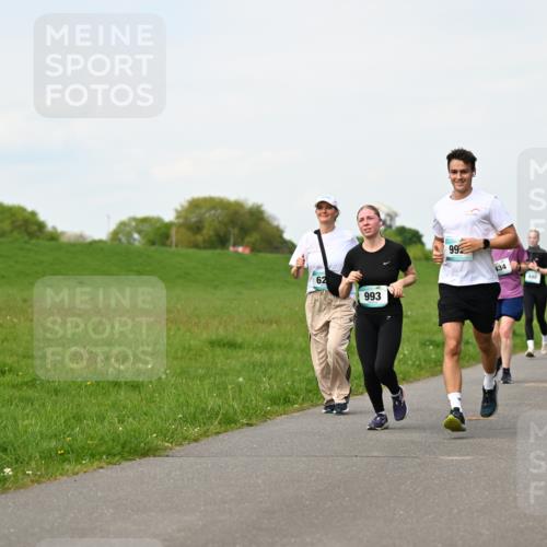 10.05.2026 - 8. Wedeler Halbmarathon Dr. Thomas Lammeyer http://msf.ph/oto/9696611 10.05.2026 11:25:45 Laufen 993, 134, 440, 2176 meine-sportfotos.de