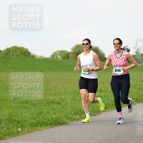 10.05.2026 - 8. Wedeler Halbmarathon Dr. Thomas Lammeyer http://msf.ph/oto/9696702 10.05.2026 11:26:06 Laufen 846 meine-sportfotos.de