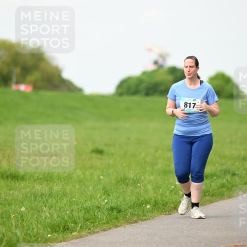 10.05.2026 - 8. Wedeler Halbmarathon Dr. Thomas Lammeyer http://msf.ph/oto/9696775 10.05.2026 11:26:31 Laufen 817 meine-sportfotos.de