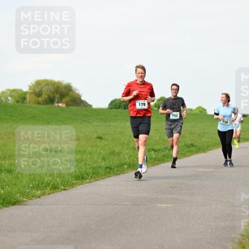 10.05.2026 - 8. Wedeler Halbmarathon Dr. Thomas Lammeyer http://msf.ph/oto/9696804 10.05.2026 11:26:45 Laufen 179, 792, 730 meine-sportfotos.de
