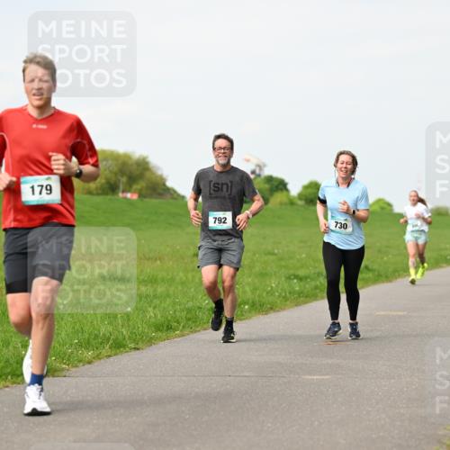 10.05.2026 - 8. Wedeler Halbmarathon Dr. Thomas Lammeyer http://msf.ph/oto/9696817 10.05.2026 11:26:48 Laufen 179, 792, 730 meine-sportfotos.de