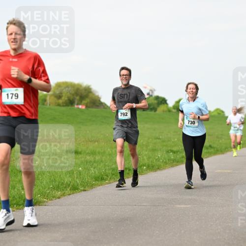 10.05.2026 - 8. Wedeler Halbmarathon Dr. Thomas Lammeyer http://msf.ph/oto/9696818 10.05.2026 11:26:48 Laufen 179, 792, 730 meine-sportfotos.de