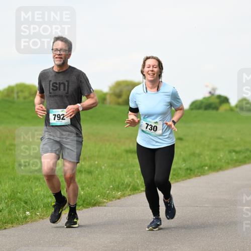 10.05.2026 - 8. Wedeler Halbmarathon Dr. Thomas Lammeyer http://msf.ph/oto/9696831 10.05.2026 11:26:50 Laufen 792, 730 meine-sportfotos.de