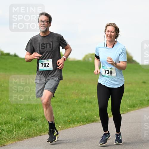 10.05.2026 - 8. Wedeler Halbmarathon Dr. Thomas Lammeyer http://msf.ph/oto/9696834 10.05.2026 11:26:50 Laufen 792, 730 meine-sportfotos.de