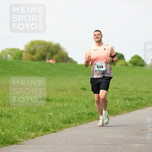 10.05.2026 - 8. Wedeler Halbmarathon Dr. Thomas Lammeyer http://msf.ph/oto/9696850 10.05.2026 11:26:56 Laufen 534, 2003 meine-sportfotos.de