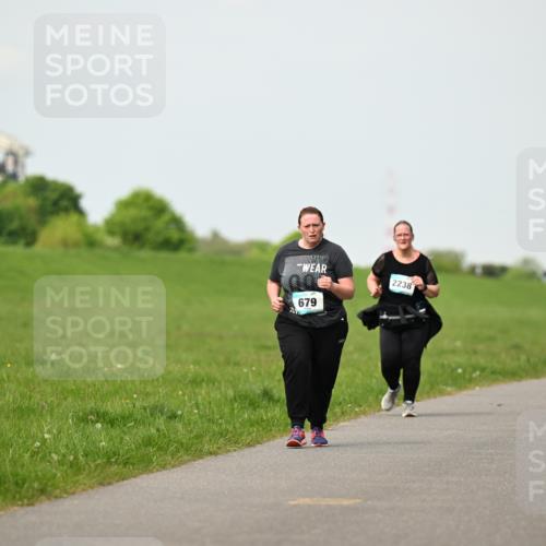 10.05.2026 - 8. Wedeler Halbmarathon Dr. Thomas Lammeyer http://msf.ph/oto/9696882 10.05.2026 11:27:05 Laufen 2238, 679 meine-sportfotos.de