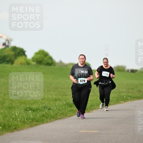 10.05.2026 - 8. Wedeler Halbmarathon Dr. Thomas Lammeyer http://msf.ph/oto/9696887 10.05.2026 11:27:06 Laufen 2238, 679 meine-sportfotos.de