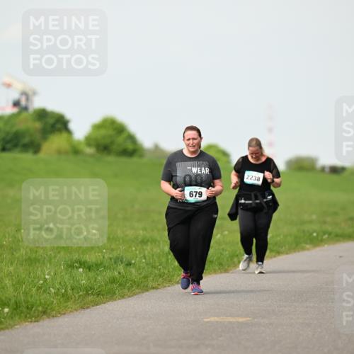 10.05.2026 - 8. Wedeler Halbmarathon Dr. Thomas Lammeyer http://msf.ph/oto/9696893 10.05.2026 11:27:07 Laufen 2238, 679 meine-sportfotos.de