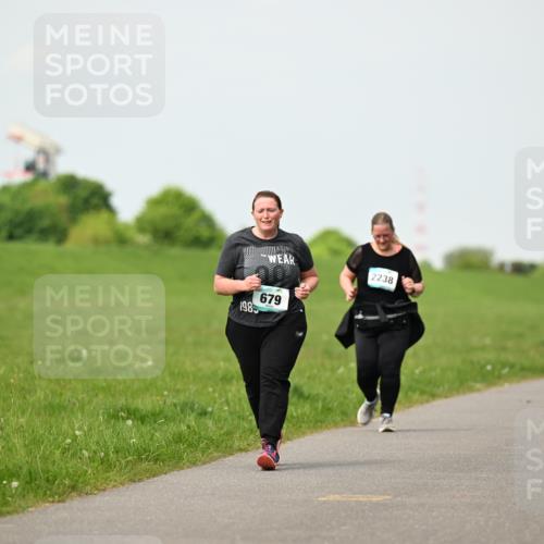 10.05.2026 - 8. Wedeler Halbmarathon Dr. Thomas Lammeyer http://msf.ph/oto/9696898 10.05.2026 11:27:07 Laufen 2238, 679, 1985 meine-sportfotos.de