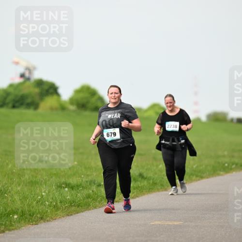 10.05.2026 - 8. Wedeler Halbmarathon Dr. Thomas Lammeyer http://msf.ph/oto/9696901 10.05.2026 11:27:08 Laufen 679, 2238 meine-sportfotos.de
