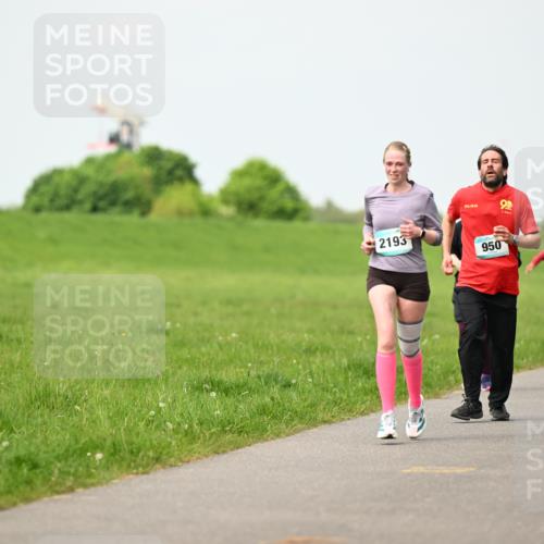 10.05.2026 - 8. Wedeler Halbmarathon Dr. Thomas Lammeyer http://msf.ph/oto/9696937 10.05.2026 11:27:19 Laufen 2193, 950, 2059 meine-sportfotos.de