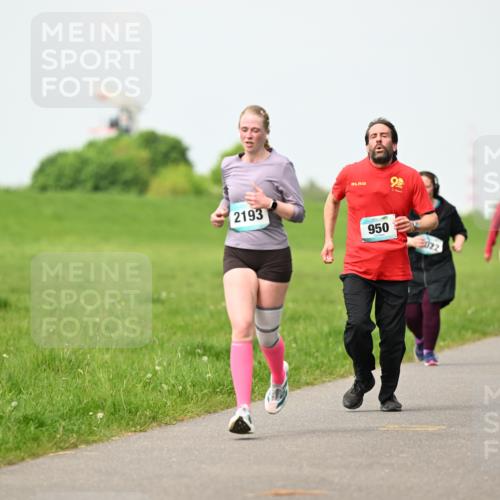 10.05.2026 - 8. Wedeler Halbmarathon Dr. Thomas Lammeyer http://msf.ph/oto/9696948 10.05.2026 11:27:20 Laufen 2193, 950, 3022 meine-sportfotos.de