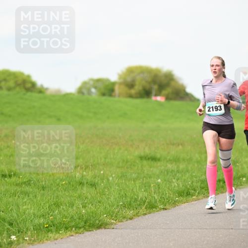 10.05.2026 - 8. Wedeler Halbmarathon Dr. Thomas Lammeyer http://msf.ph/oto/9696956 10.05.2026 11:27:22 Laufen 2193, 950 meine-sportfotos.de