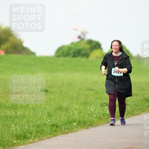10.05.2026 - 8. Wedeler Halbmarathon Dr. Thomas Lammeyer http://msf.ph/oto/9696971 10.05.2026 11:27:26 Laufen 2022, 2059 meine-sportfotos.de