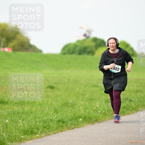 10.05.2026 - 8. Wedeler Halbmarathon Dr. Thomas Lammeyer http://msf.ph/oto/9696974 10.05.2026 11:27:26 Laufen 022, 2059 meine-sportfotos.de