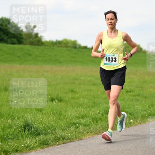 10.05.2026 - 8. Wedeler Halbmarathon Dr. Thomas Lammeyer http://msf.ph/oto/9697123 10.05.2026 11:28:04 Laufen 1033 meine-sportfotos.de