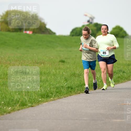 10.05.2026 - 8. Wedeler Halbmarathon Dr. Thomas Lammeyer http://msf.ph/oto/9697129 10.05.2026 11:28:07 Laufen 2040 meine-sportfotos.de
