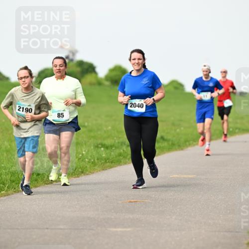 10.05.2026 - 8. Wedeler Halbmarathon Dr. Thomas Lammeyer http://msf.ph/oto/9697133 10.05.2026 11:28:08 Laufen 2190, 2040, 814 meine-sportfotos.de