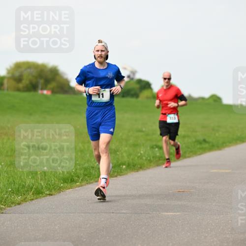 10.05.2026 - 8. Wedeler Halbmarathon Dr. Thomas Lammeyer http://msf.ph/oto/9697155 10.05.2026 11:28:13 Laufen 222 meine-sportfotos.de
