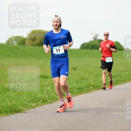 10.05.2026 - 8. Wedeler Halbmarathon Dr. Thomas Lammeyer http://msf.ph/oto/9697159 10.05.2026 11:28:13 Laufen 227, 323 meine-sportfotos.de